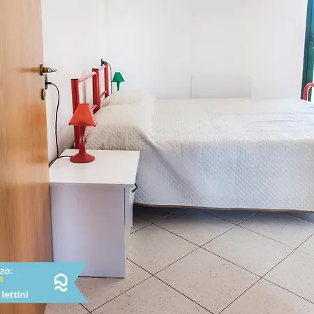 Bilocale A Nel Lungomare Da Vinci Daire Senigallia