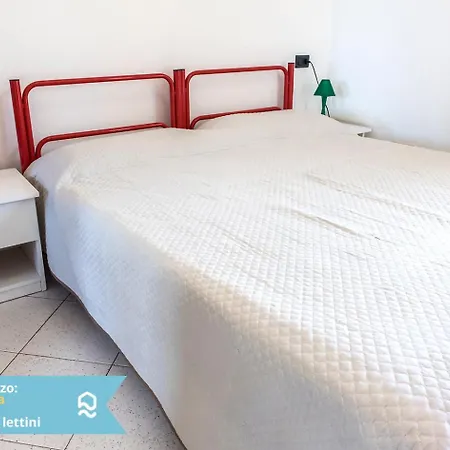 Bilocale A Nel Lungomare Da Vinci Daire Senigallia